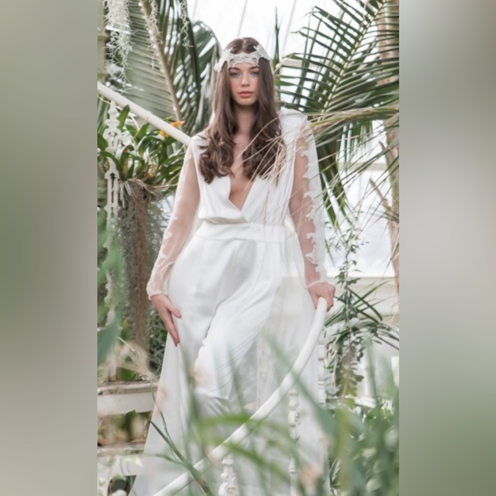 Sanyukta Shrestha Middlemist Ivory 100% Silk Wedding Bridal Jumpsuit UK10 US6 - Picture 2 of 12
